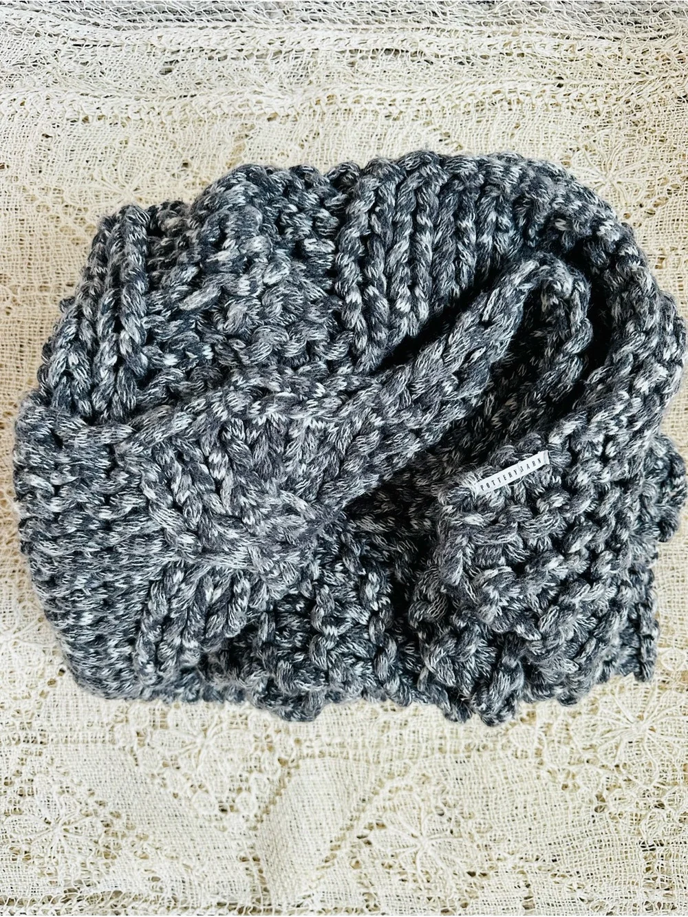 Pottery Barn Colossal Cable Knit Throw Blanket Gray Marl Twin Size 75x65 Boho